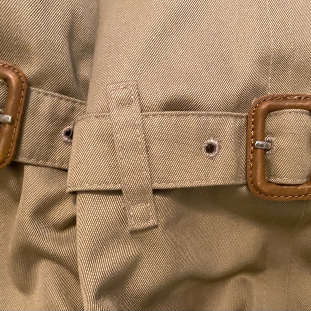 Burberry Men's Trench Coat - Khaki/Tan - Picture 15 of 16
